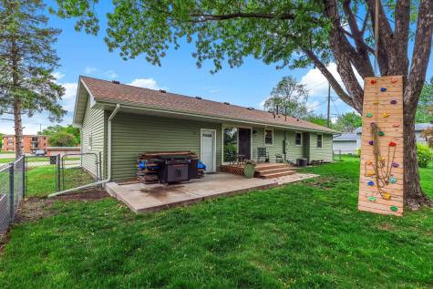 9324 30th Avenue N New Hope MN 55427