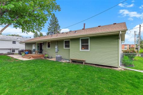 9324 30th Avenue N New Hope MN 55427