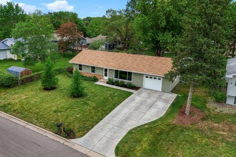 9324 30th Avenue N New Hope MN 55427