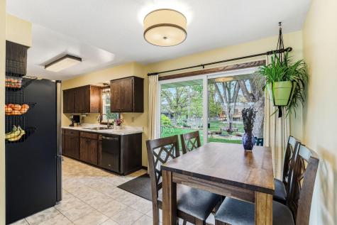 9324 30th Avenue N New Hope MN 55427