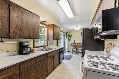 9324 30th Avenue N New Hope MN 55427