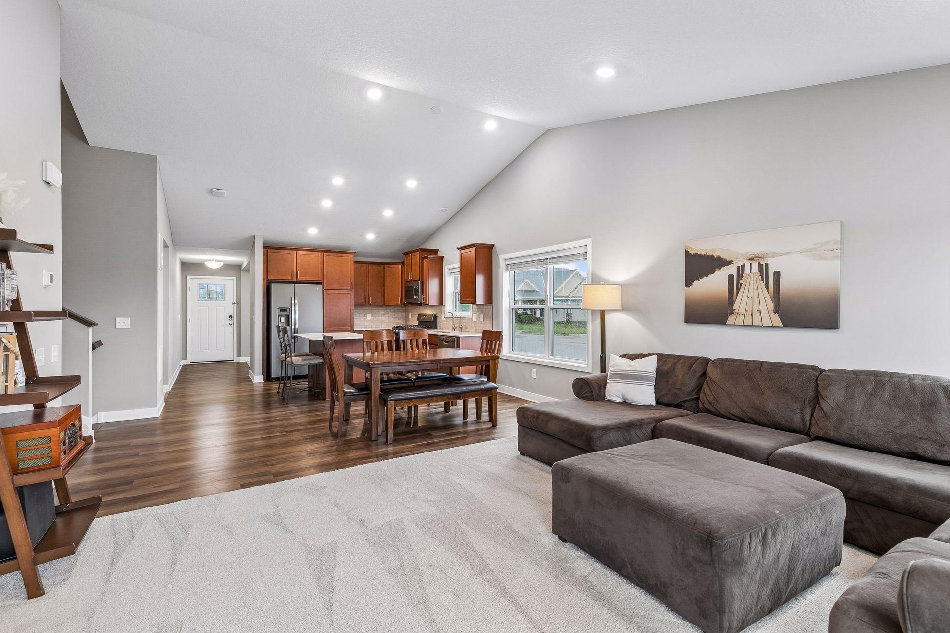 1418 Nutmeg Circle Carver MN 55315