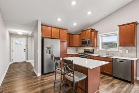 1418 Nutmeg Circle Carver MN 55315