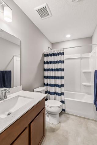 1418 Nutmeg Circle Carver MN 55315