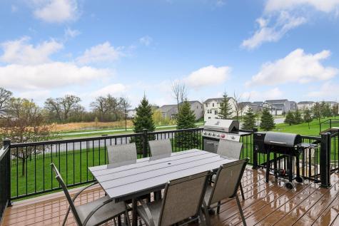 1418 Nutmeg Circle Carver MN 55315