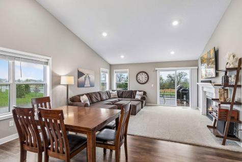 1418 Nutmeg Circle Carver MN 55315