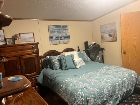 2004 Round Table Road North Mankato MN 56003