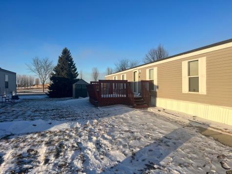2004 Round Table Road North Mankato MN 56003