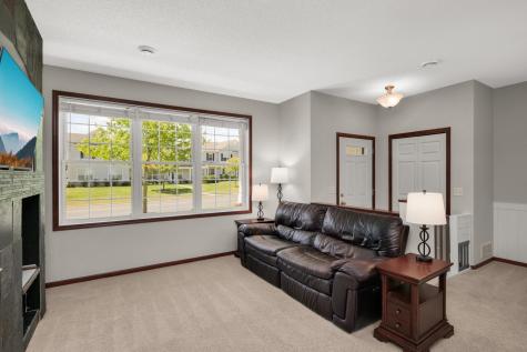 4859 Boatman Lane Inver Grove Heights MN 55076