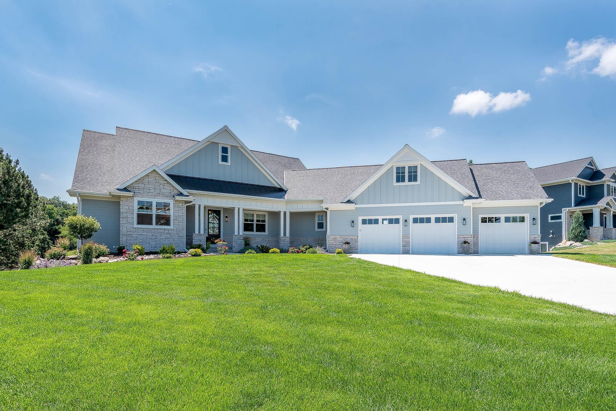 1005 Applewood Court Mankato MN 56001