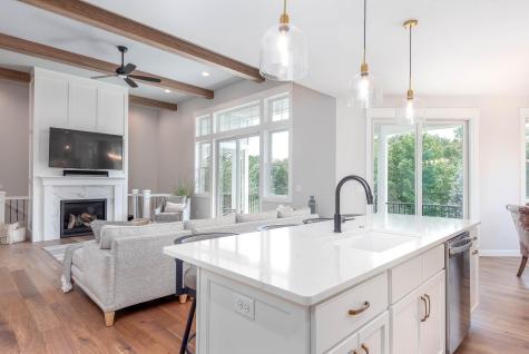 1005 Applewood Court Mankato MN 56001