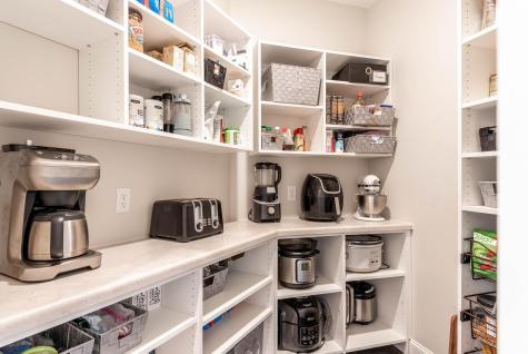 1005 Applewood Court Mankato MN 56001