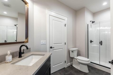 1005 Applewood Court Mankato MN 56001