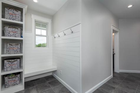 1005 Applewood Court Mankato MN 56001