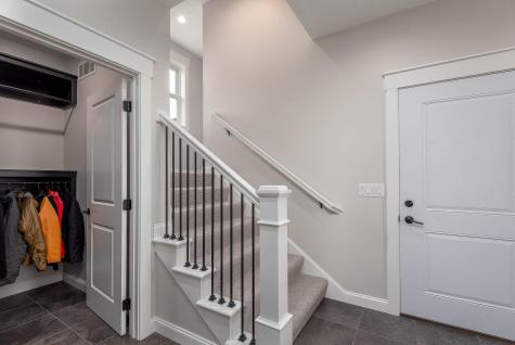 1005 Applewood Court Mankato MN 56001