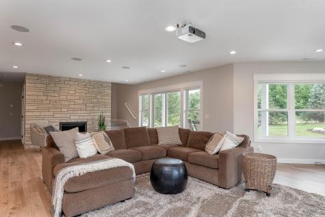 1005 Applewood Court Mankato MN 56001