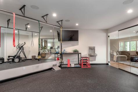 1005 Applewood Court Mankato MN 56001