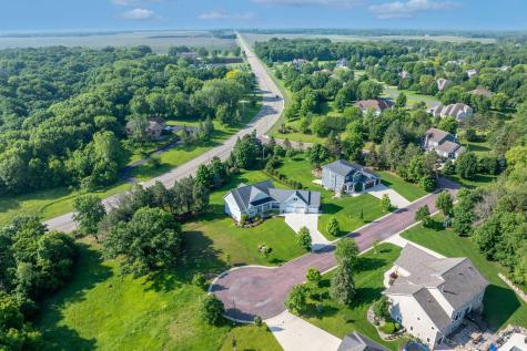 1005 Applewood Court Mankato MN 56001