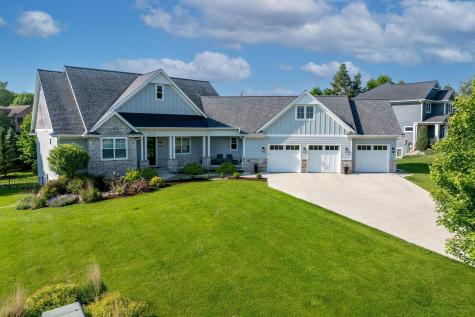 1005 Applewood Court Mankato MN 56001