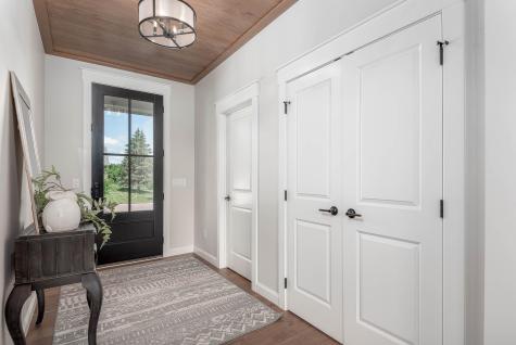 1005 Applewood Court Mankato MN 56001