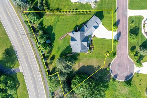 1005 Applewood Court Mankato MN 56001