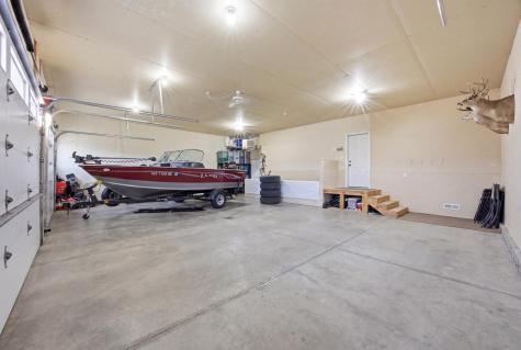 825 18th Avenue W West Fargo ND 58078