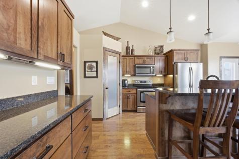 825 18th Avenue W West Fargo ND 58078