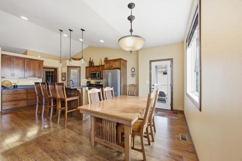 825 18th Avenue W West Fargo ND 58078