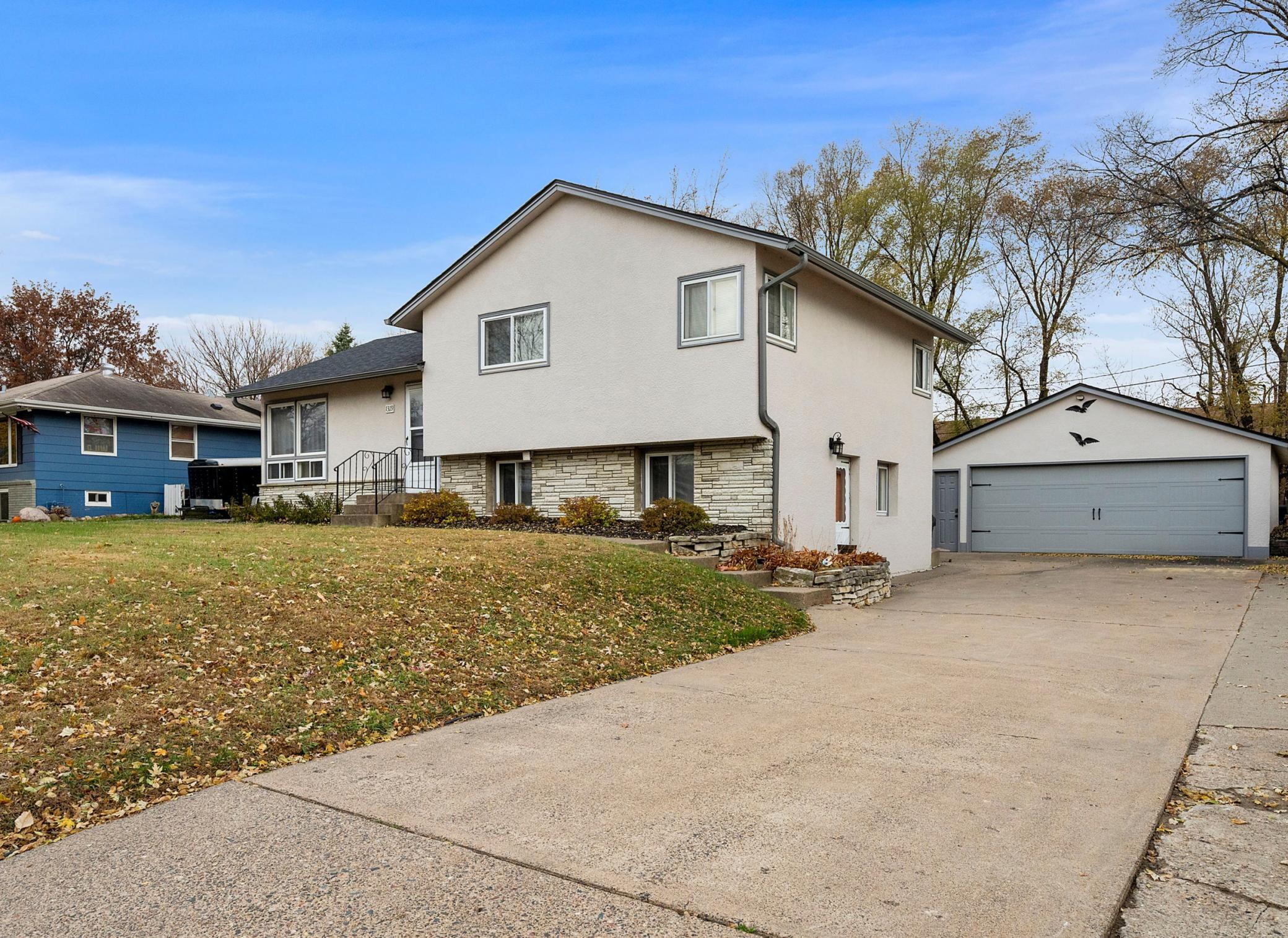 1319 7th Lane Anoka MN 55303