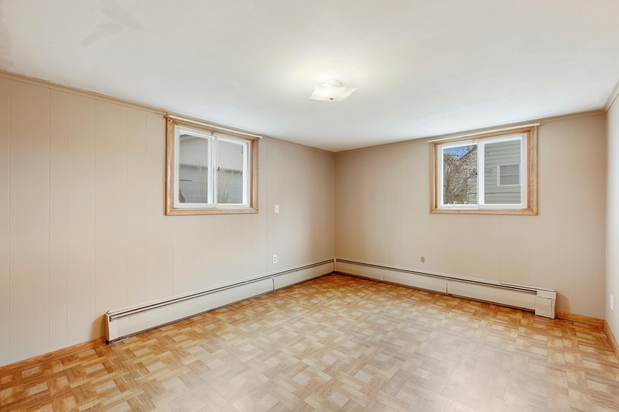 1319 7th Lane Anoka MN 55303