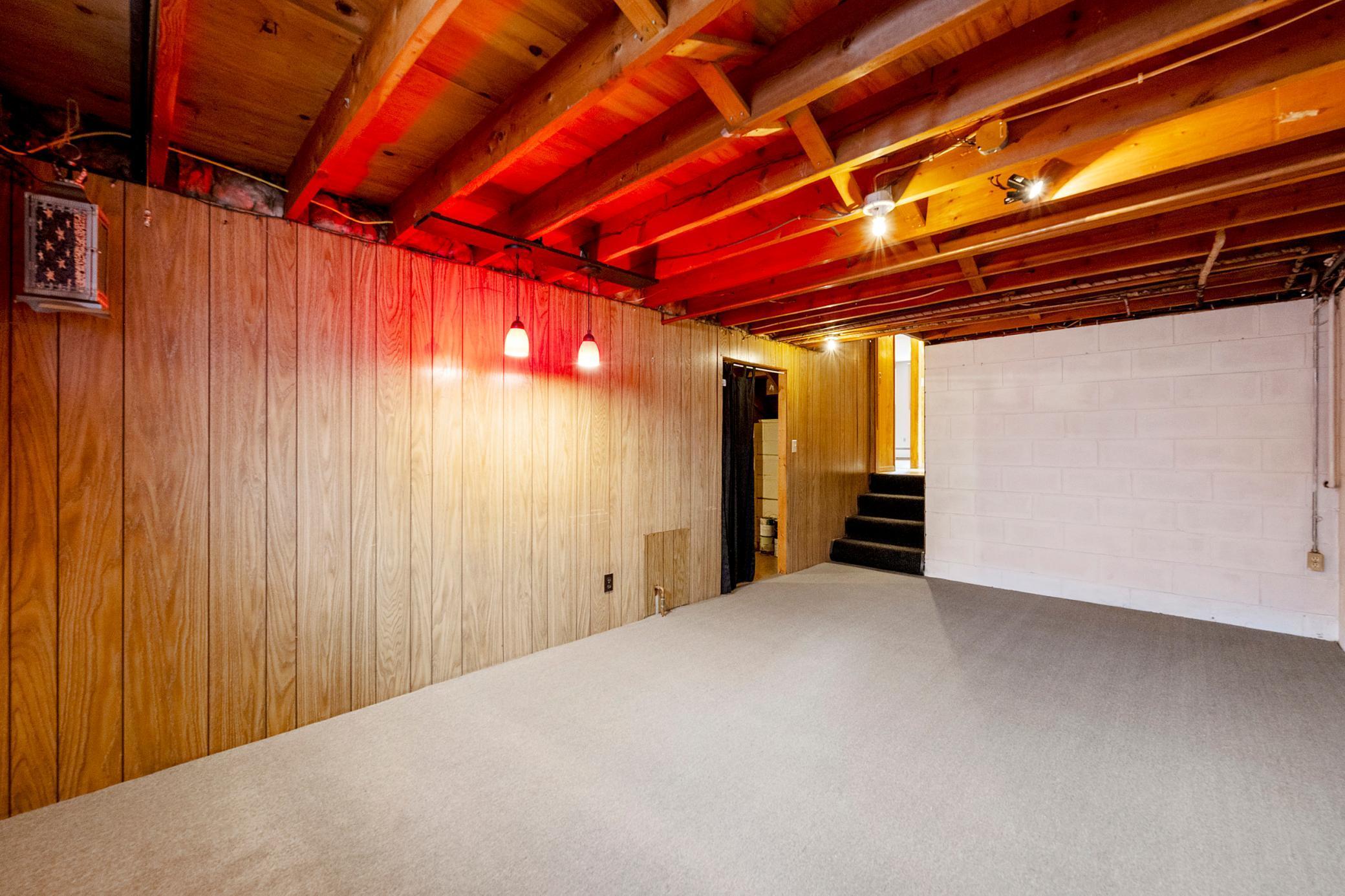 1319 7th Lane Anoka MN 55303