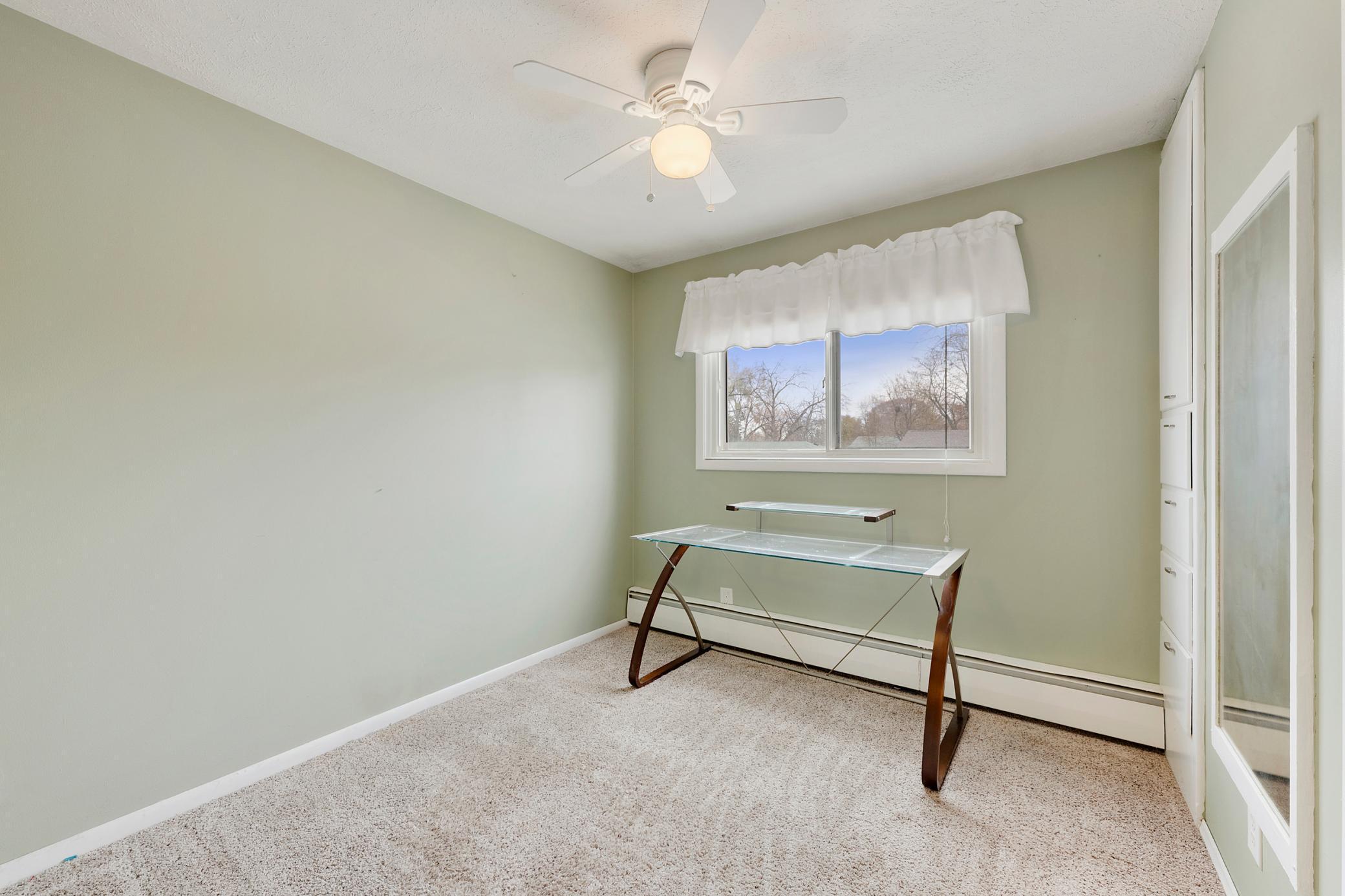 1319 7th Lane Anoka MN 55303