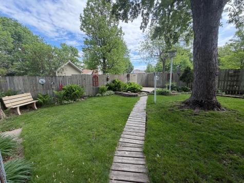 223 10th Avenue Worthington MN 56187