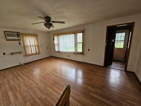 515 1st Street W Hunter ND 58048