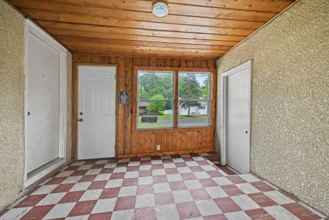 5422 Madison Street NE Fridley MN 55421