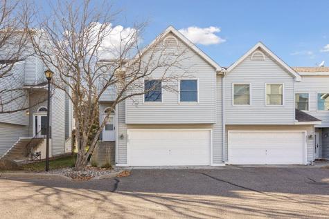 4143 Meadowlark Point Eagan MN 55122
