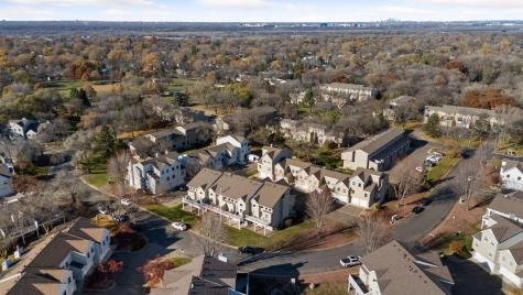4143 Meadowlark Point Eagan MN 55122