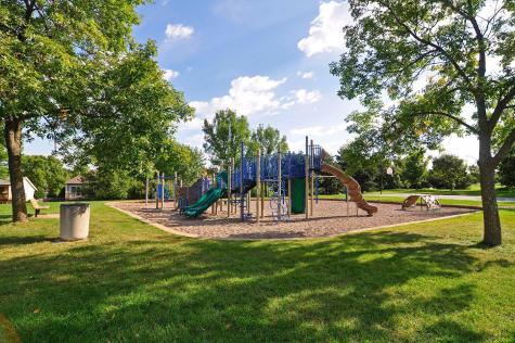 4143 Meadowlark Point Eagan MN 55122
