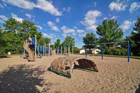 4143 Meadowlark Point Eagan MN 55122