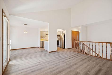 4143 Meadowlark Point Eagan MN 55122