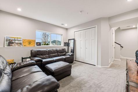 6682 Wildflower Way Minnetrista MN 55331