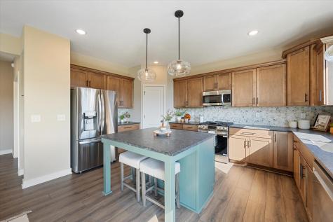 8395 159st Street Savage MN 55378