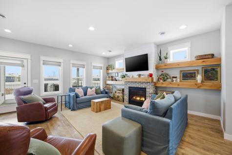 4259 Bristlecone Loop S Fargo ND 58104