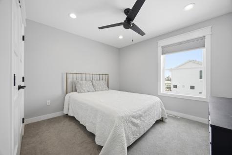 4259 Bristlecone Loop S Fargo ND 58104