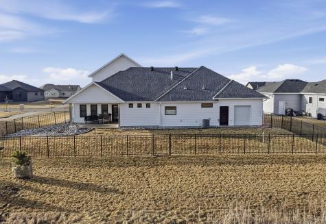 4259 Bristlecone Loop S Fargo ND 58104