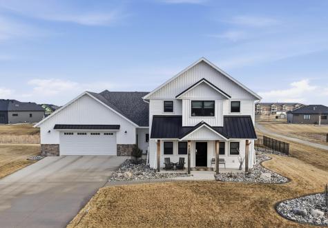 4259 Bristlecone Loop S Fargo ND 58104