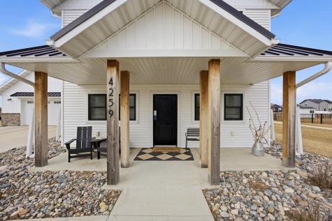 4259 Bristlecone Loop S Fargo ND 58104