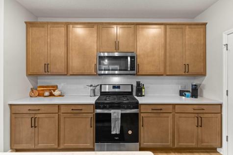 14540 Twin Lakes Circle Burnsville MN 55306