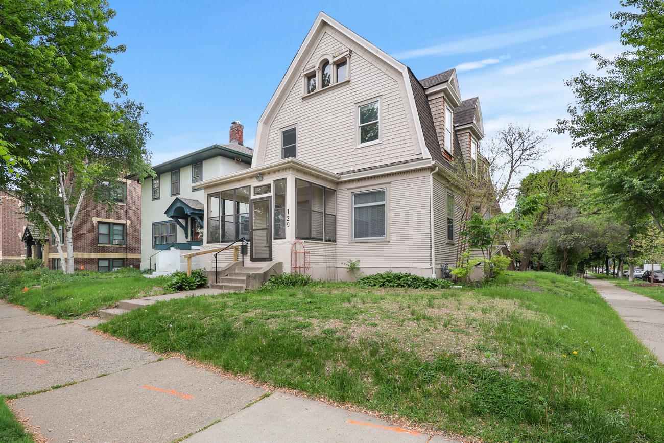 129 W 33rd Street Minneapolis MN 55408