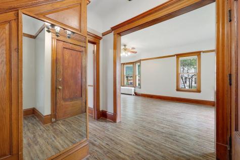 129 W 33rd Street Minneapolis MN 55408